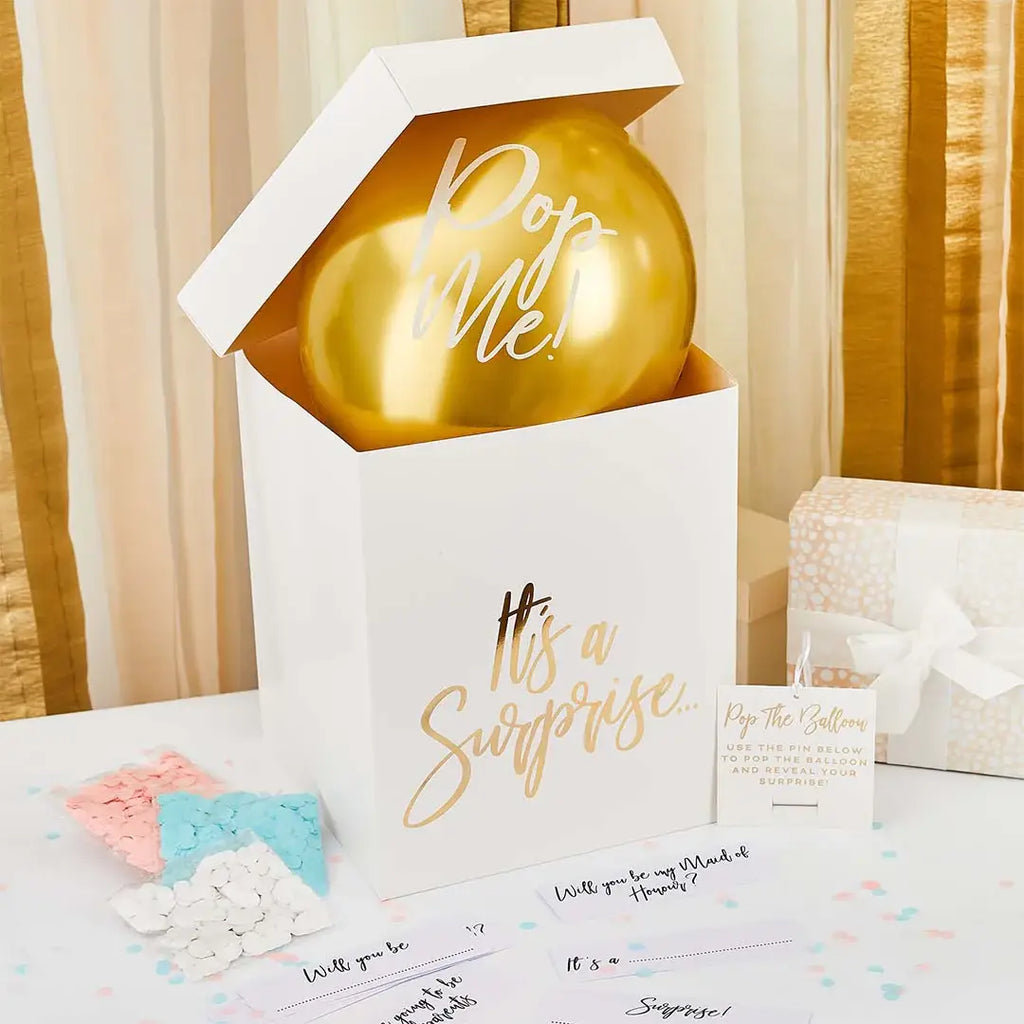 I Saw U First Gold Surprise In A Box Set - Gender reveal