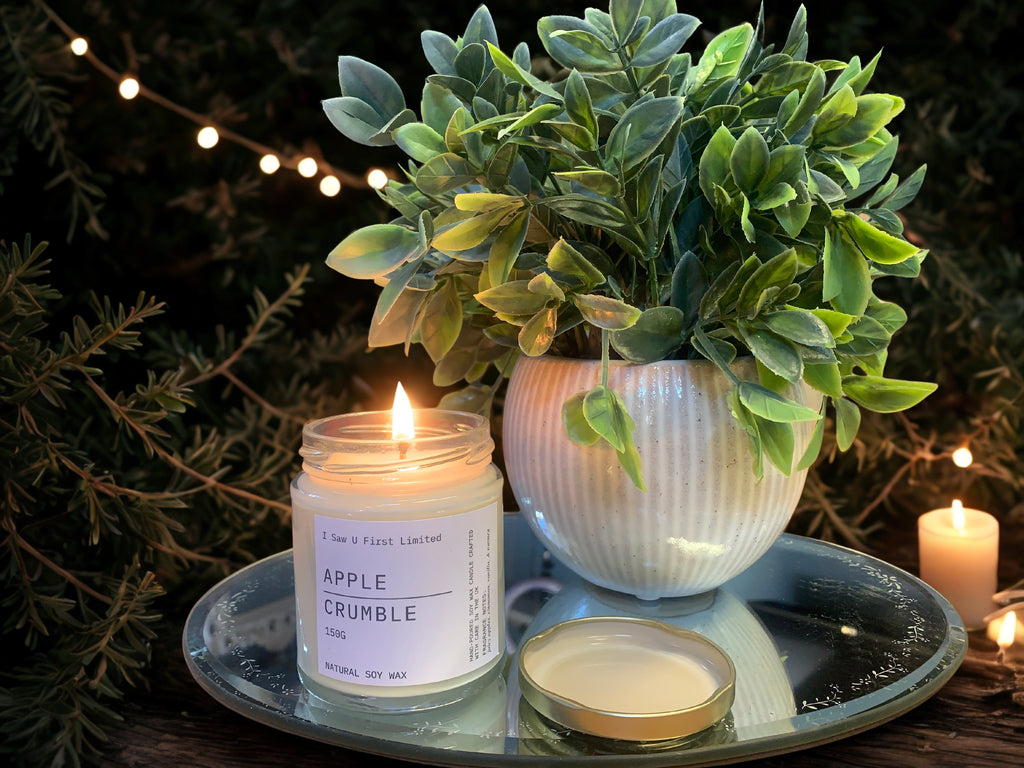 I Saw U First Candle  Apple Crumble Fragrance / Medium - 150g